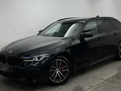 Gebraucht BMW 530 Sport Line 245 PS (180 kW) 2023 Carbonschwarz Kombi