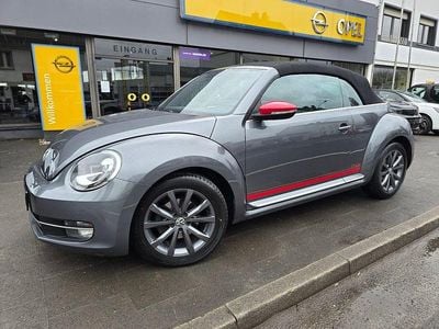 Gebraucht VW Beetle Cabriolet CLUB 105 PS (77 kW) 2015 Platinum grey metallic (metallic) Cabrio