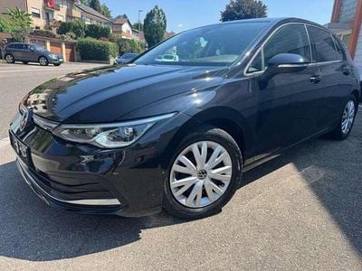 Deep black Gebraucht 2023 VW Golf VIII Active Kleinwagen | 21.490 € (Guter Preis)