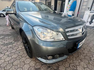 Mercedes C180