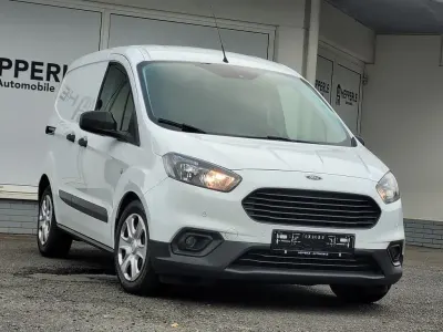 Gebraucht Ford Transit Trend 101 PS (74 kW) 2020 Weiß Van / Kleinbus