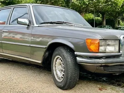 Gebraucht Mercedes 280 241 PS (177 kW) 1977 Silber Limousine