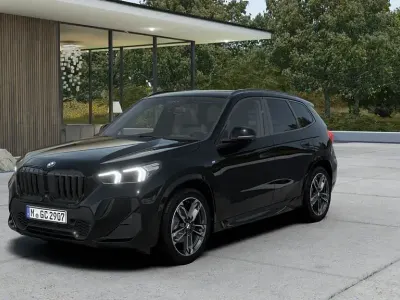 Gebraucht BMW X1 M Sport 136 PS (100 kW) 2024 Saphirschwarz SUV