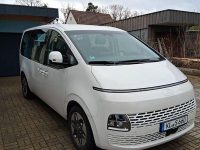 Gebraucht Hyundai Staria Trend 224 PS (164 kW) 2024 Weiß Van / Kleinbus