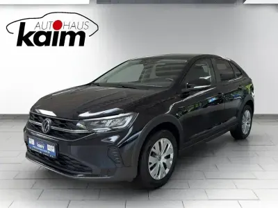 Gebraucht VW Taigo 95 PS (69 kW) 2024 Deep black perleffekt SUV