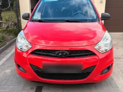 Gebraucht Hyundai i10 69 PS (50 kW) 2013 Rot Kleinwagen
