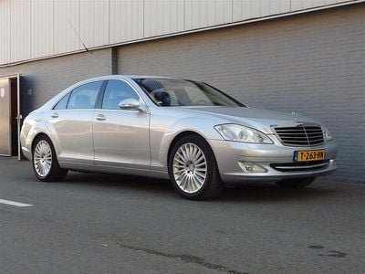 Second-hand Mercedes S550 387 CP (284 kW) 2007 Argintiu Berlinǎ