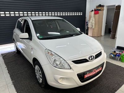 gebraucht Hyundai i20 1.2 FIFA WM Edition ~Garantie ~ TÜV