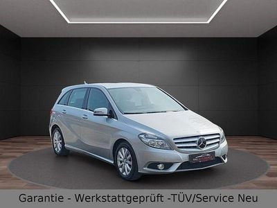 Gebraucht Mercedes B180 109 PS (80 kW) 2012 Silber Van / Kleinbus