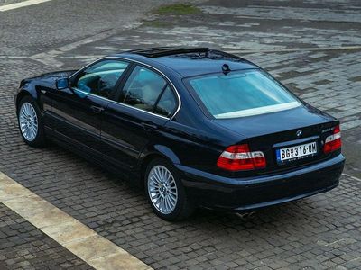 Second-hand BMW 325 Exclusive 190 CP (139 kW) 2004 Albastru Berlinǎ