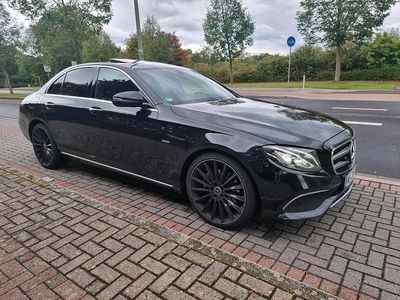 Schwarz Gebraucht 2019 Mercedes E220 Edition Limousine | 26.900 € (Guter Preis)