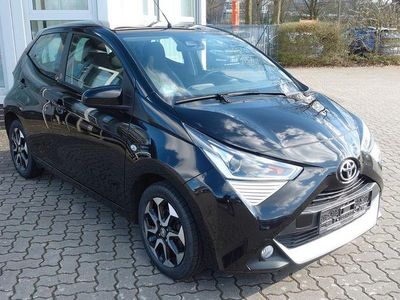 Gebraucht Toyota Aygo X-play 72 PS (52 kW) 2021 Black mica Kleinwagen