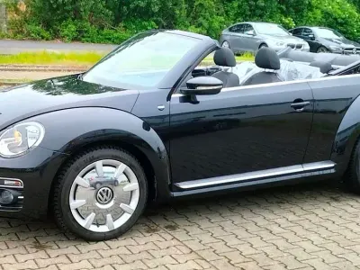 Gebraucht VW Beetle Sound 105 PS (77 kW) 2017 Schwarz Kleinwagen