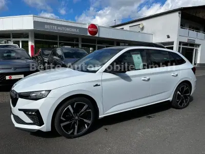 Neu Skoda Scala Monte Carlo 150 PS (110 kW) 2026 Weiß Kleinwagen