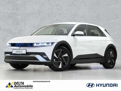 Nuova Hyundai Ioniq Basis 125 kW (170 CV) 2025 Bianco Utilitaria