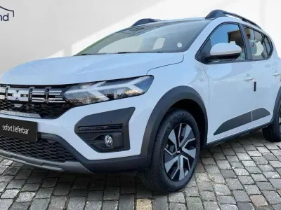 Neu Dacia Sandero Expression 91 PS (66 kW) 2025 Weiß SUV