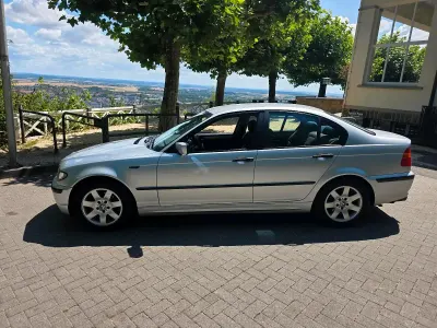 Gebraucht BMW 318 143 PS (105 kW) 2002 Silber Limousine