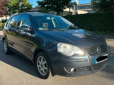 Gebraucht VW Polo Comfortline 75 PS (55 kW) 2005 Grau Kleinwagen