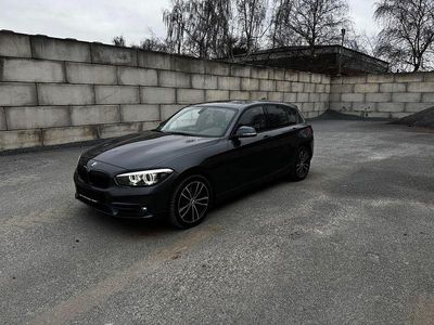 Grau Gebraucht 2018 BMW 120 Sport Line Kleinwagen | 19.300 € (Guter Preis)