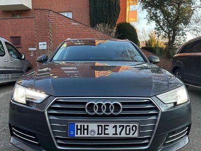 Grau Gebraucht 2016 Audi A4 Ambition Kombi | 20.000 €