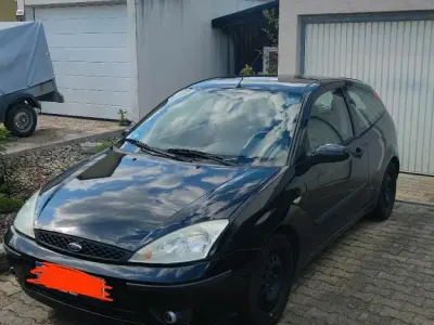 Gebraucht Ford Focus 100 PS (73 kW) 2004 Schwarz Kleinwagen