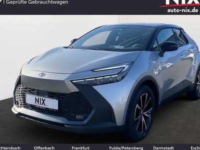 Silber Neu 2025 Toyota C-HR Team SUV | 37.850 €