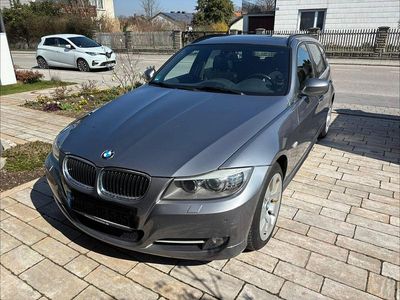 Gebraucht BMW 325 Comfort Edition 204 PS (150 kW) 2011 Grau Kombi