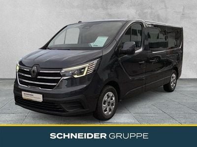 Grau Gebraucht 2024 Renault Trafic Evolution Van / Kleinbus | 35.890 € (Guter Preis)