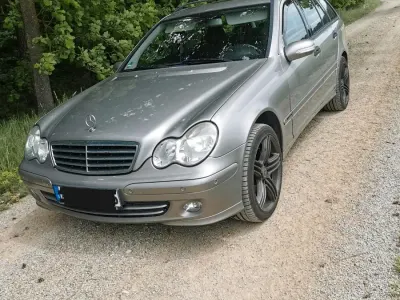 Gebraucht Mercedes C180 143 PS (105 kW) 2005 Kombi
