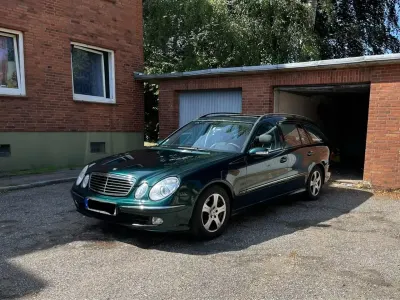 Gebraucht Mercedes E320 204 PS (150 kW) 2004 Grün Kombi