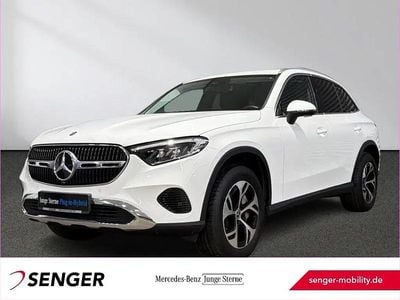 Gebraucht Mercedes GLC300e Avantgarde 313 PS (230 kW) 2023 Weiß SUV
