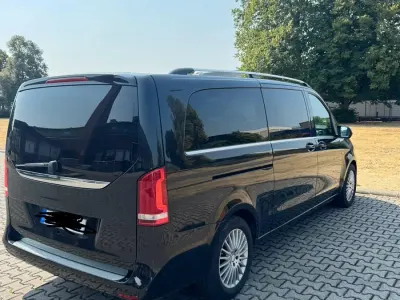 Gebraucht Mercedes V220 163 PS (119 kW) 2017 Schwarz Van / Kleinbus