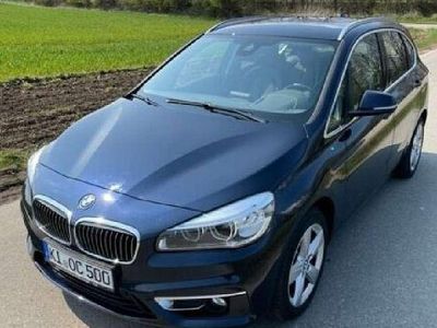 Gebraucht BMW 220 Active Tourer Luxury Line 192 PS (141 kW) 2017 Blau Van / Kleinbus