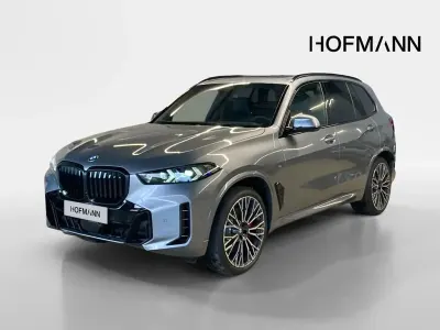 Neu BMW X5 M Sport 340 PS (250 kW) 2026 Grau SUV