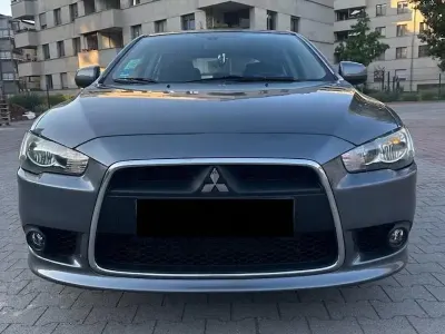 Gebraucht Mitsubishi Lancer Top 143 PS (105 kW) 2009 Grau Limousine