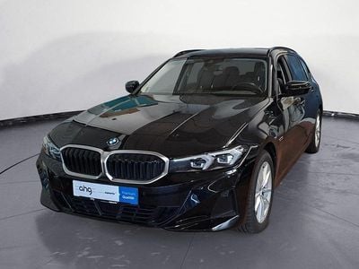 Gebraucht BMW 330e Sport Line 184 PS (135 kW) 2022 Schwarz Kombi