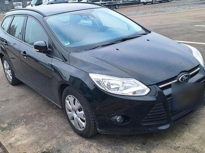 Gebraucht Ford Focus 115 PS (84 kW) 2012 Schwarz Kombi