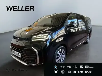 Second-hand Toyota Proace Team 177 CP (130 kW) 2024 Negru Monovolum