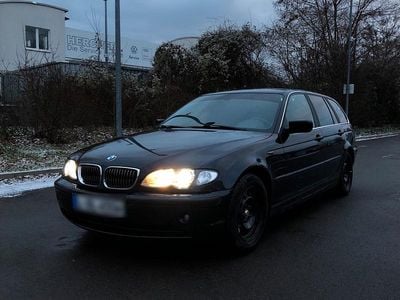 Usata BMW 318 M Sport 116 CV (85 kW) 2004 Blu Station wagon