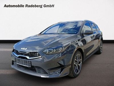 Neu Kia Ceed Sportswagon Style 140 PS (102 kW) 2025 Grau Kombi