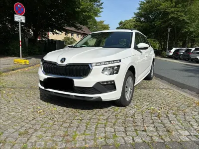 Gebraucht Skoda Kamiq Essence 95 PS (69 kW) 2024 Weiß SUV