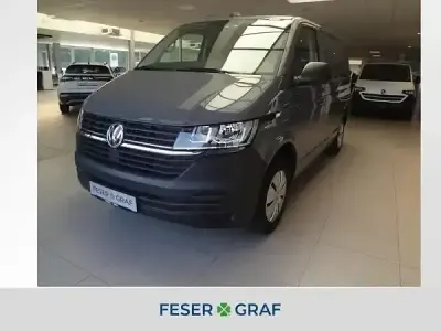 Gebraucht VW T6.1 150 PS (110 kW) 2023 Pure grey Van