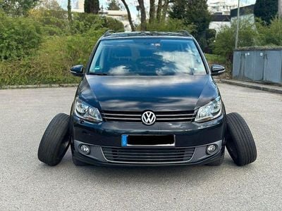 Usata VW Touran 105 CV (77 kW) 2012 Nero Monovolume