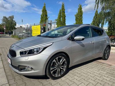 gebraucht Kia Ceed Ceed /Spirit,PANOR.,AUTOM.,Parkt selber,XENON,"VOLL"TOP!