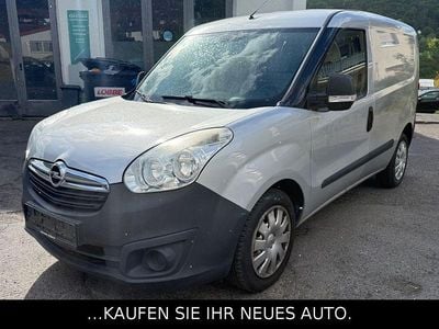 Silber Gebraucht 2015 Opel Combo Van / Kleinbus | 5.990 € (Fairer Preis)