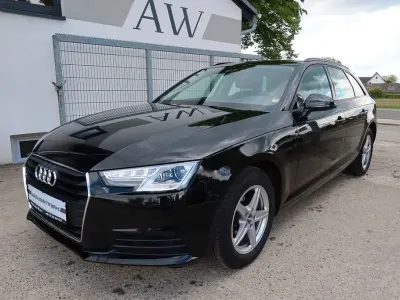 Gebraucht Audi A4 Basis 150 PS (110 kW) 2018 Schwarz Kombi