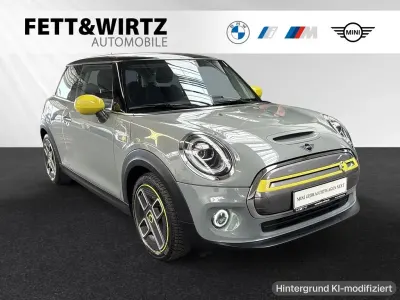 Gebraucht Mini Cooper SE 135 kW (184 PS) 2021 Moonwalk grey Kleinwagen