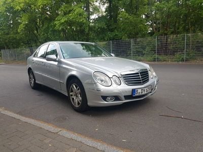 Mercedes E220