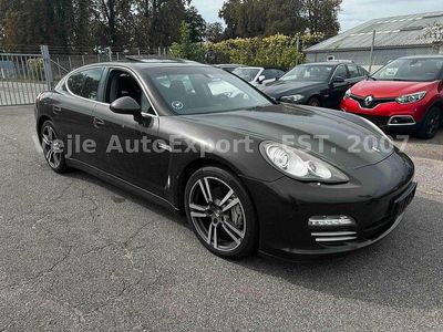 Porsche Panamera 4S