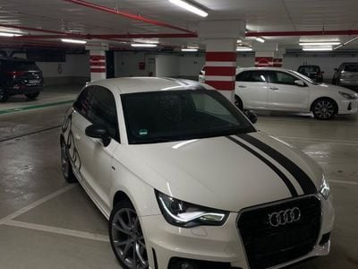 Gebraucht Audi A1 S-Line 185 PS (136 kW) 2011 Weiß Kleinwagen